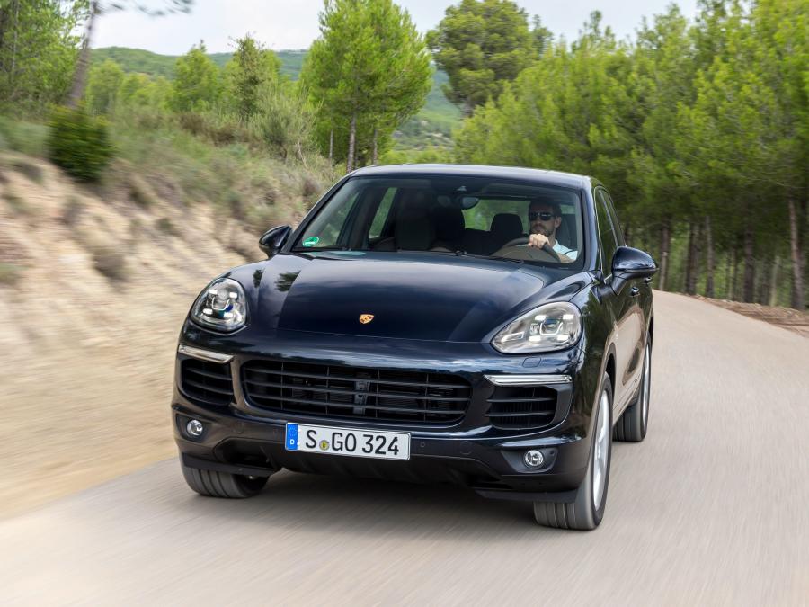 Porsche Cayenne S 2014 года  (фото 4 из 6)